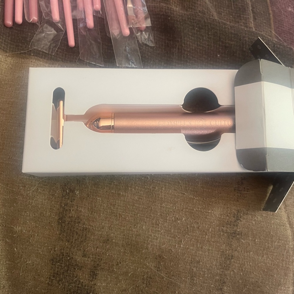 Sonic T bar face massager